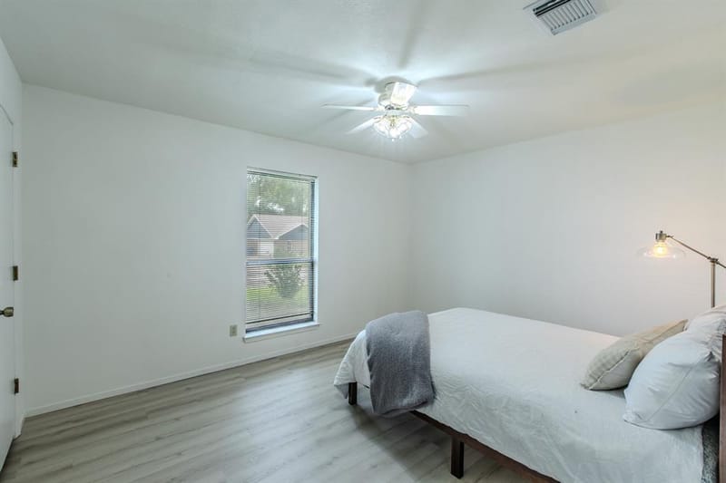 1057 Radisson Drive, Hewitt TX 76643 - Photo 6