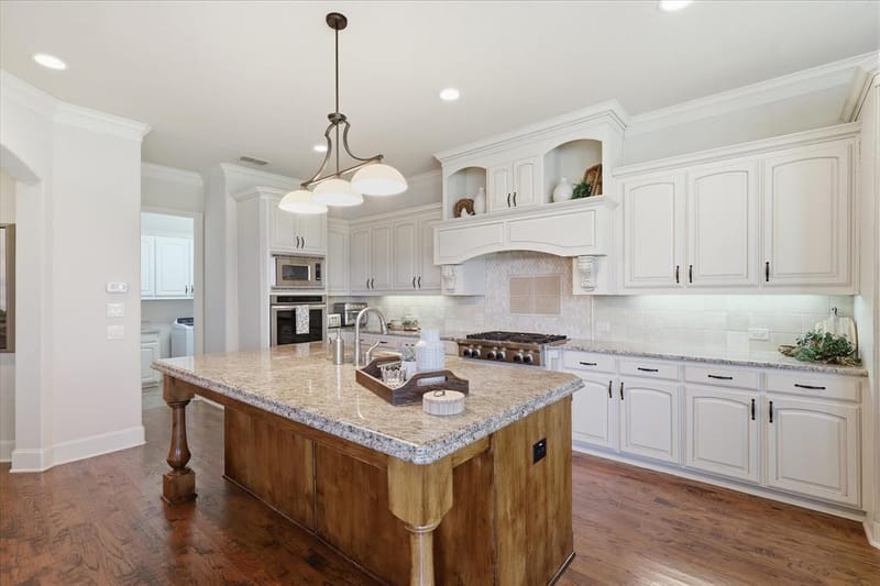 6076 Beacon Hill Drive, Frisco TX 75036 - Photo 9