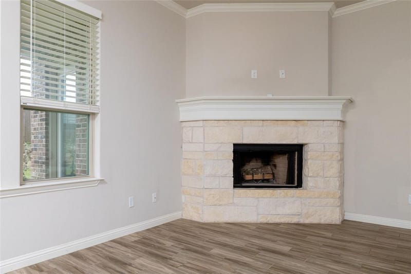 205 Harp Avenue, Godley TX 76044 - Photo 10