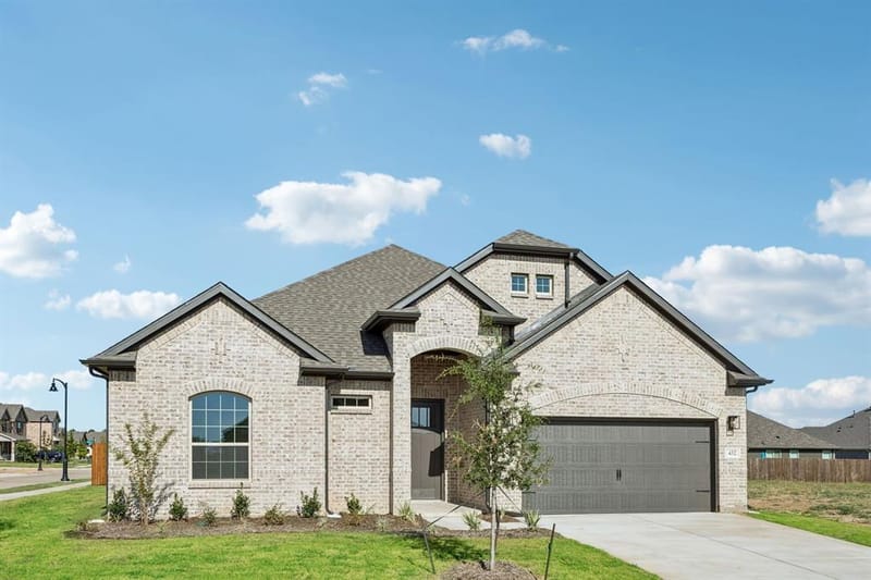 432 Daybreak Drive, Waxahachie TX 75167 - Photo 2