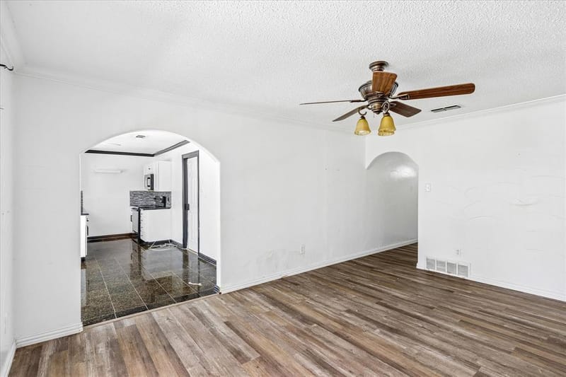 716 Heathcliff Drive, Everman TX 76140 - Photo 3
