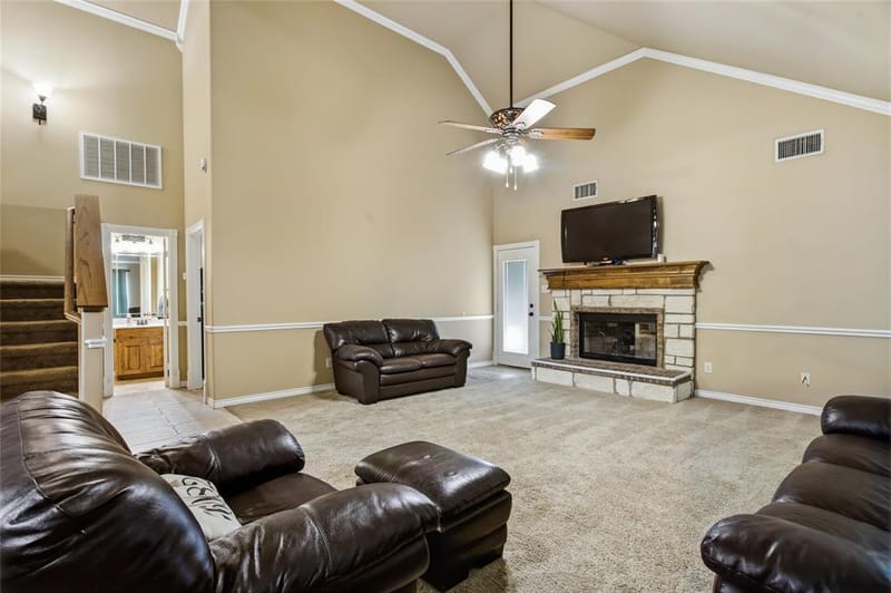 1389 Thomas Road, Springtown TX 76082 - Photo 7