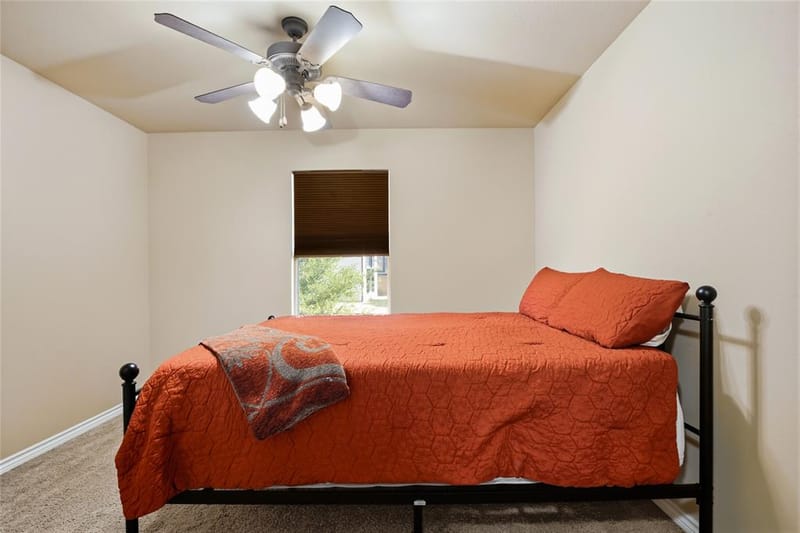 1389 Thomas Road, Springtown TX 76082 - Photo 18