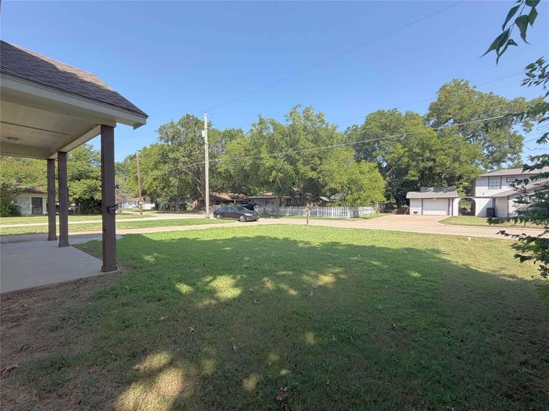 122 Katy Street, Cleburne TX 76031 - Photo 12