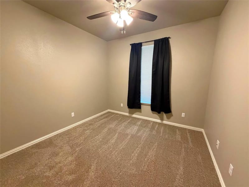 122 Katy Street, Cleburne TX 76031 - Photo 9
