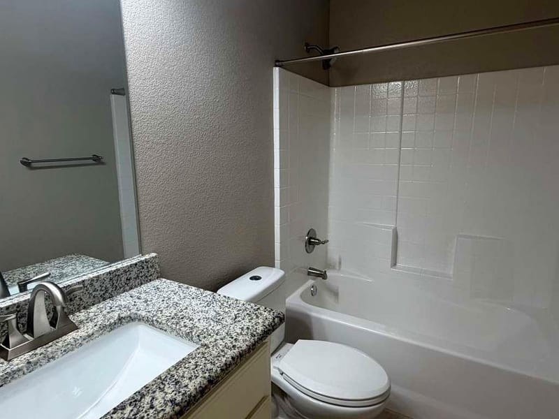122 Katy Street, Cleburne TX 76031 - Photo 4