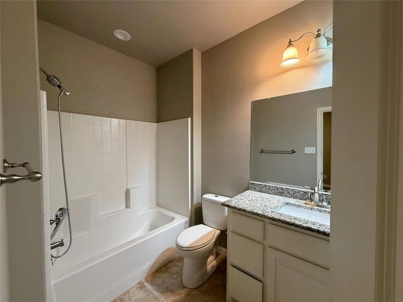 122 Katy Street, Cleburne TX 76031 - Photo 8