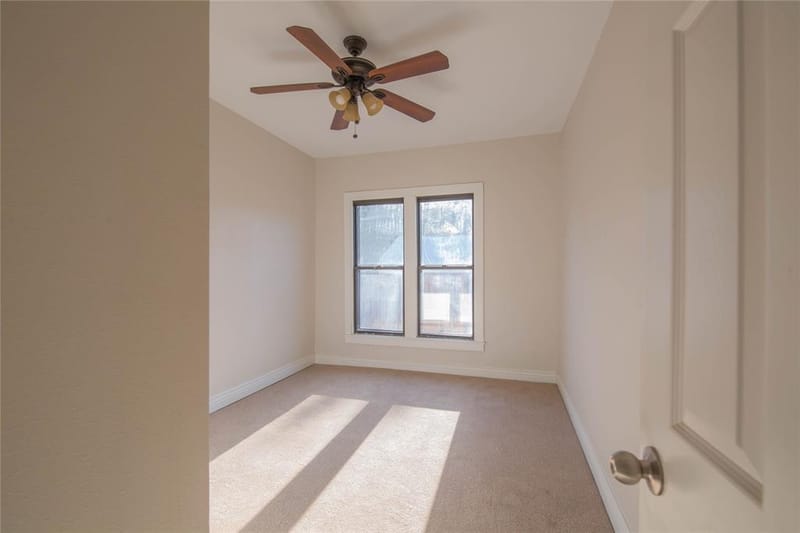 311 Throckmorton, Weatherford TX 76086 - Photo 10
