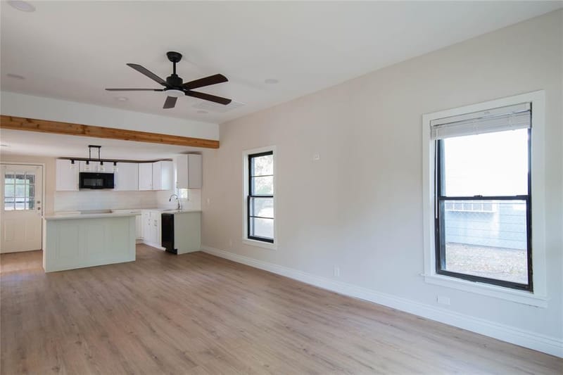 311 Throckmorton, Weatherford TX 76086 - Photo 4