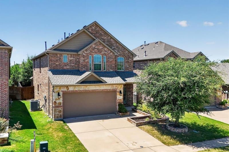 10317 Dimmit Place, McKinney TX 75071 - Photo 2