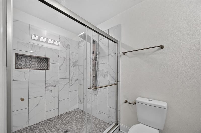 425 N Hamilton Street, Farmersville TX 75442 - Photo 21