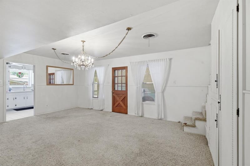 1301 Colonial Court, Arlington TX 76013 - Photo 33
