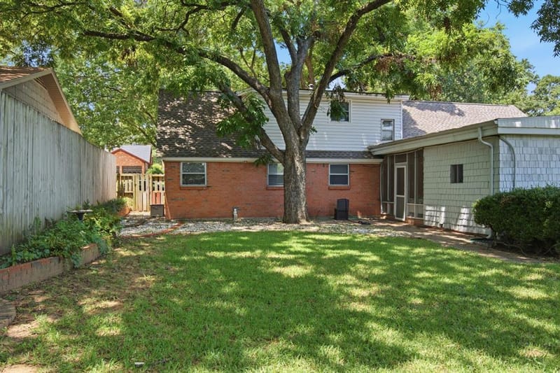 1301 Colonial Court, Arlington TX 76013 - Photo 40