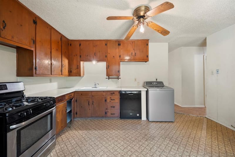 4816 Eastover Avenue, Fort Worth TX 76119 - Photo 13