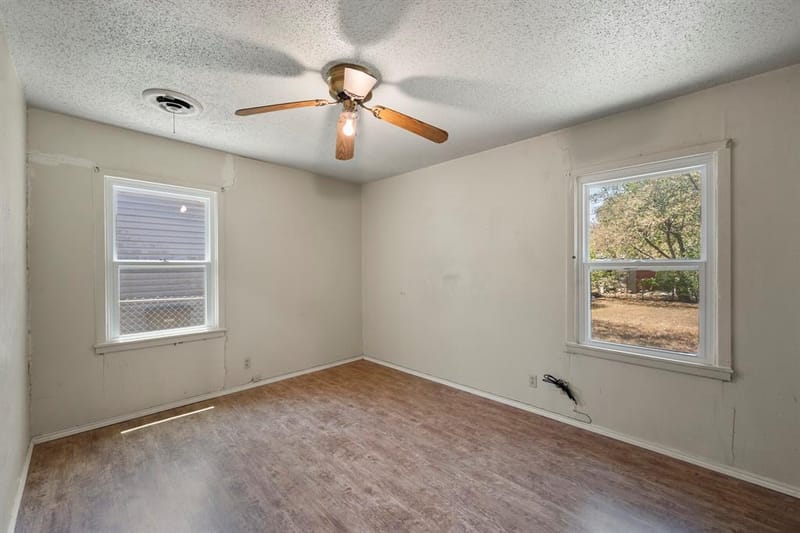 4816 Eastover Avenue, Fort Worth TX 76119 - Photo 17