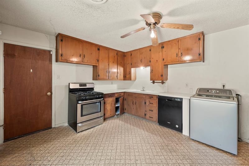 4816 Eastover Avenue, Fort Worth TX 76119 - Photo 11