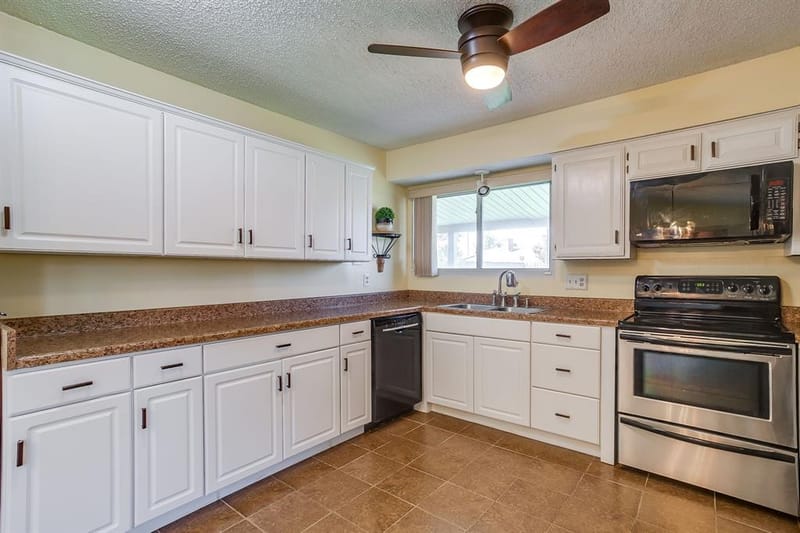 5419 Barcelona Drive, Garland TX 75043 - Photo 11