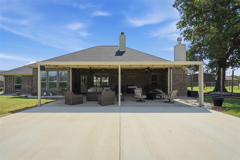 205 Lavender Court, Springtown TX 76082 - Photo 37