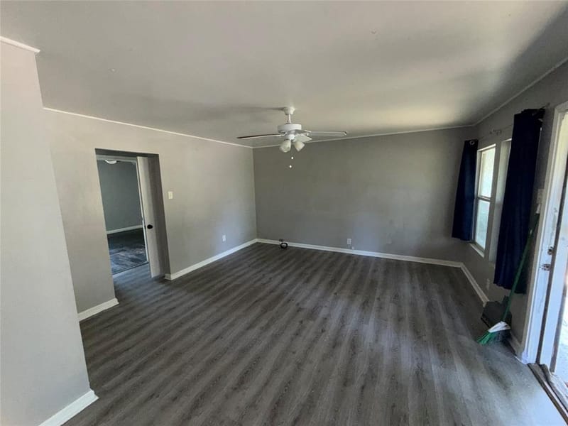 2028 E Jones Street, Sherman TX 75090 - Photo 10