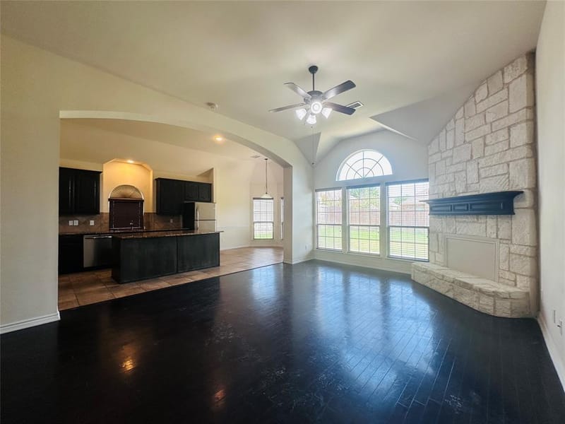 702 Carolyn T Hunt Drive, Cedar Hill TX 75104 - Photo 5