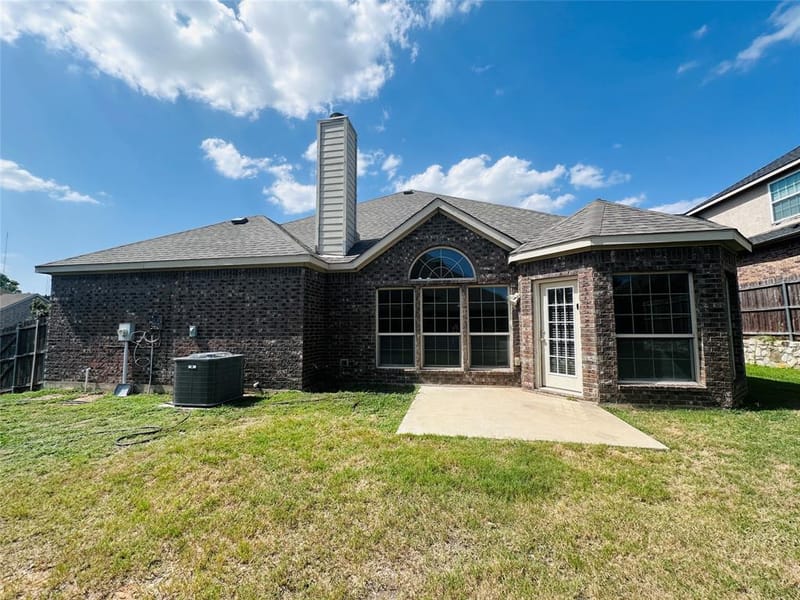 702 Carolyn T Hunt Drive, Cedar Hill TX 75104 - Photo 20