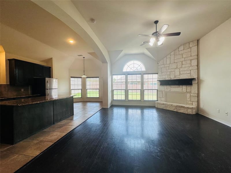 702 Carolyn T Hunt Drive, Cedar Hill TX 75104 - Photo 9