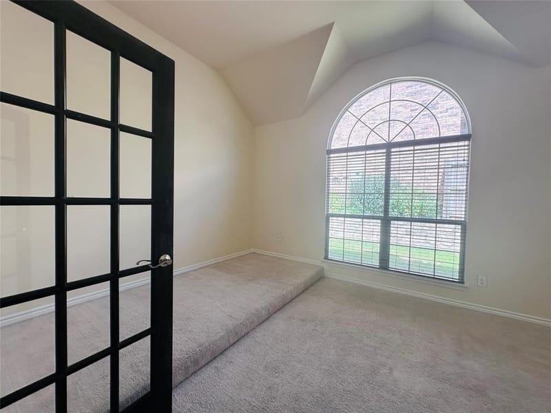 702 Carolyn T Hunt Drive, Cedar Hill TX 75104 - Photo 10