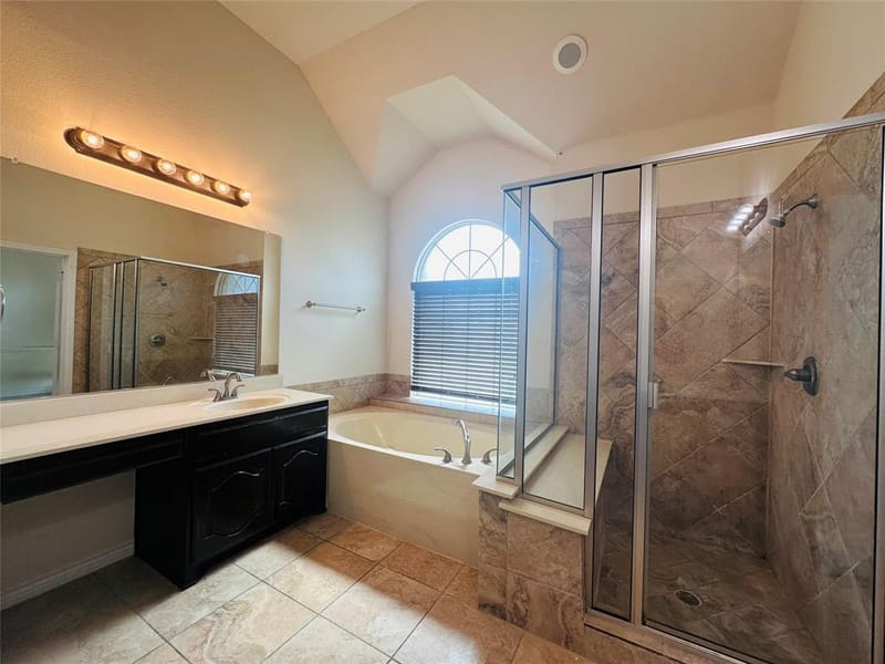 702 Carolyn T Hunt Drive, Cedar Hill TX 75104 - Photo 14