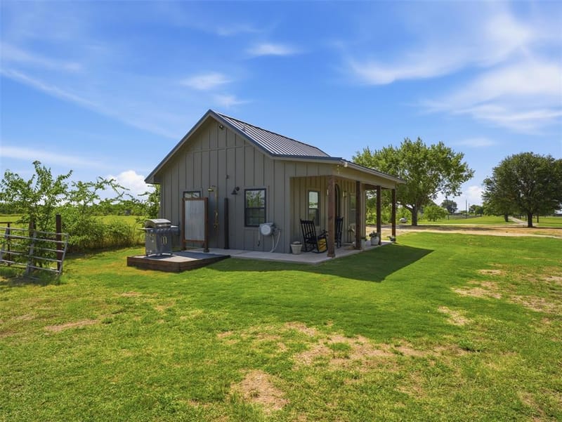 1521 County Road 1107b, Cleburne TX 76031 - Photo 6