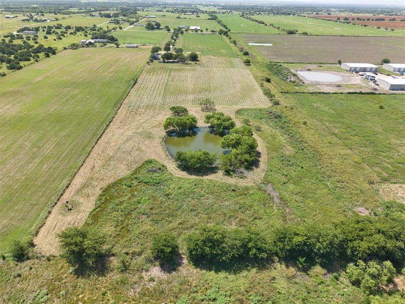 1521 County Road 1107b, Cleburne TX 76031 - Photo 22