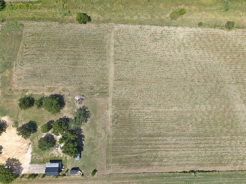 1521 County Road 1107b, Cleburne TX 76031 - Photo 32