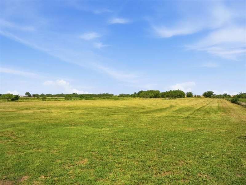 1521 County Road 1107b, Cleburne TX 76031 - Photo 18