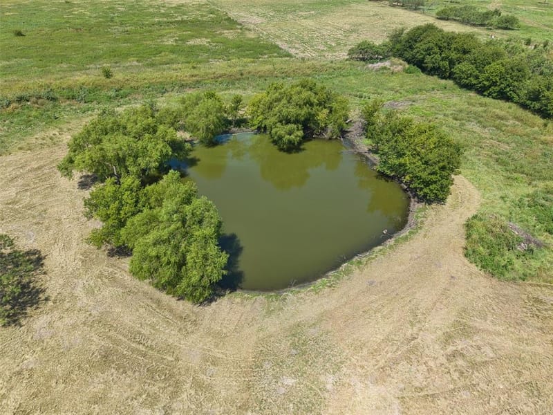 1521 County Road 1107b, Cleburne TX 76031 - Photo 21