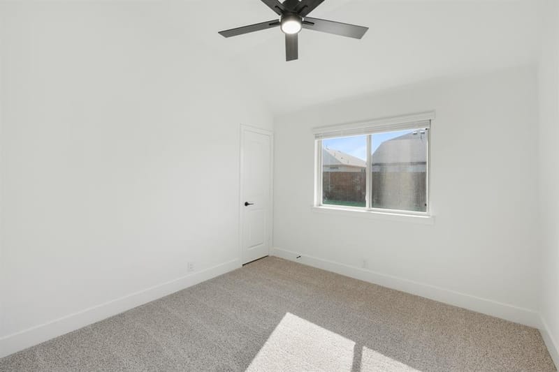 921 Ridgehurst Drive, Godley TX 76044 - Photo 26
