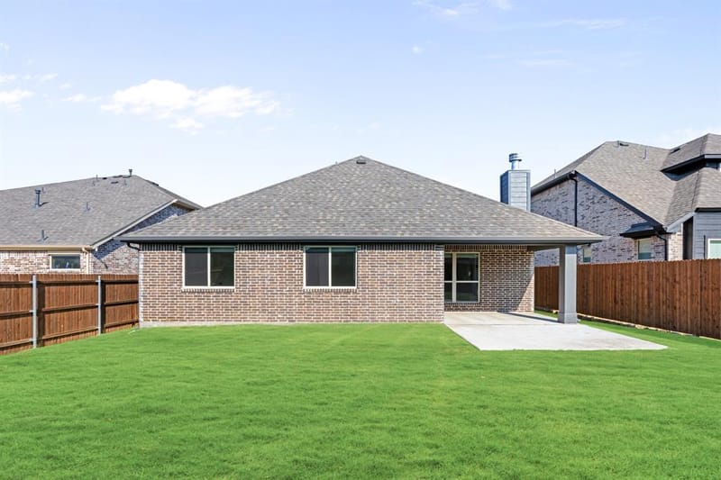 921 Ridgehurst Drive, Godley TX 76044 - Photo 32