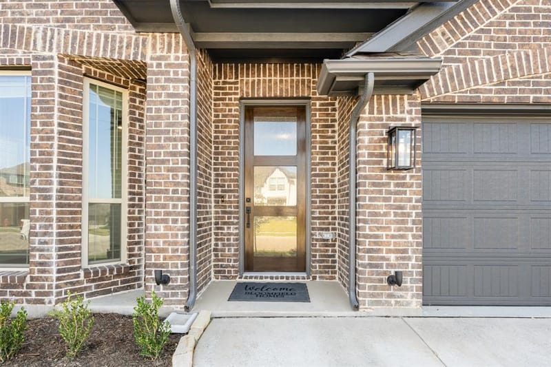 921 Ridgehurst Drive, Godley TX 76044 - Photo 4