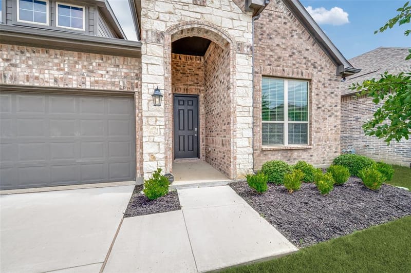 809 Cromwell Drive, Celina TX 75009 - Photo 2