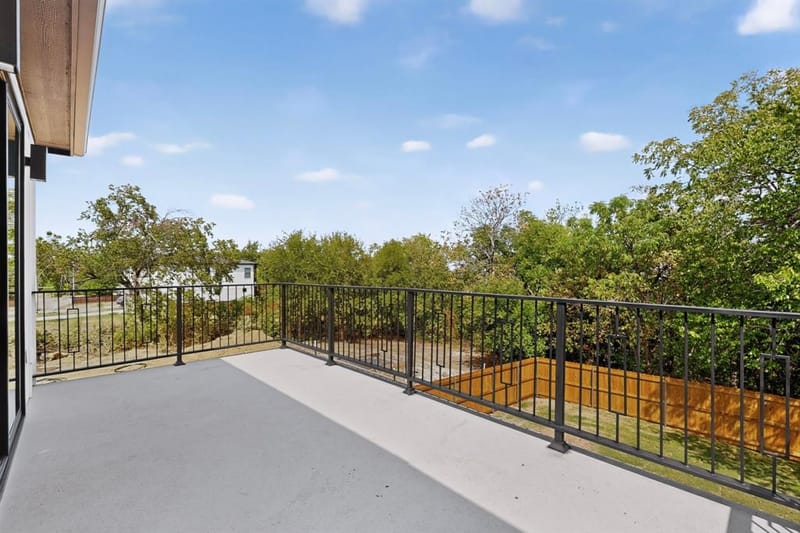 2304 Bonnie View Road, Dallas TX 75216 - Photo 26