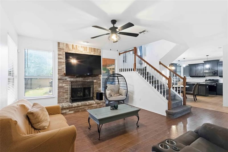 908 Chauvin Drive, Cedar Hill TX 75104 - Photo 6