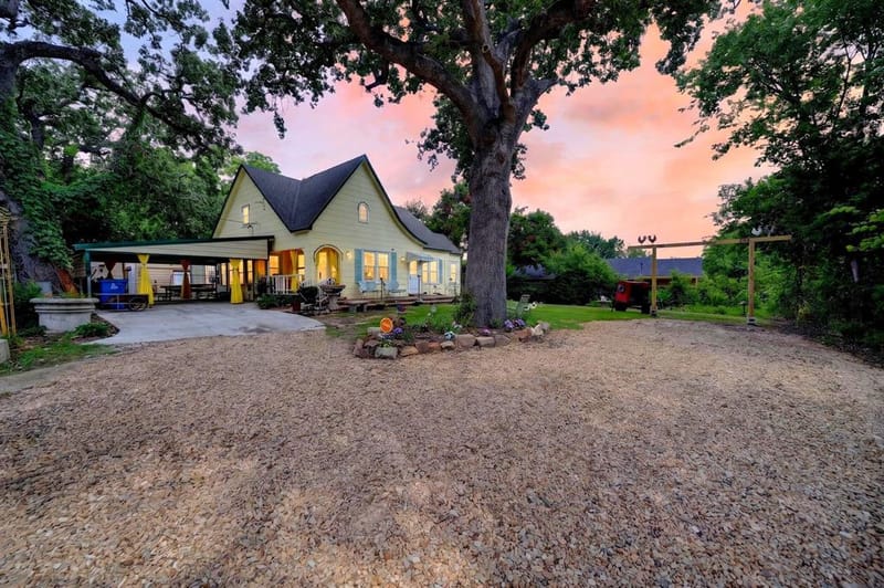 205 Wykagyl Street, Kaufman TX 75142 - Photo 2