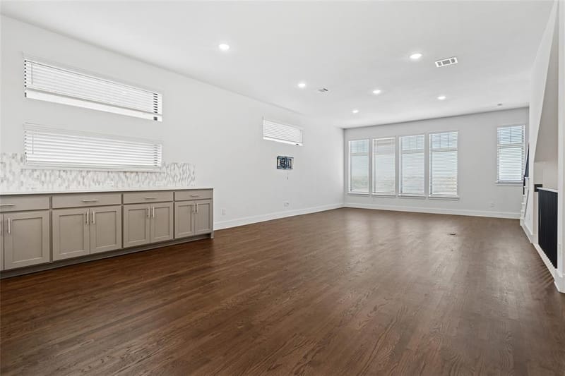 714 Resort Drive, Rowlett TX 75088 - Photo 5