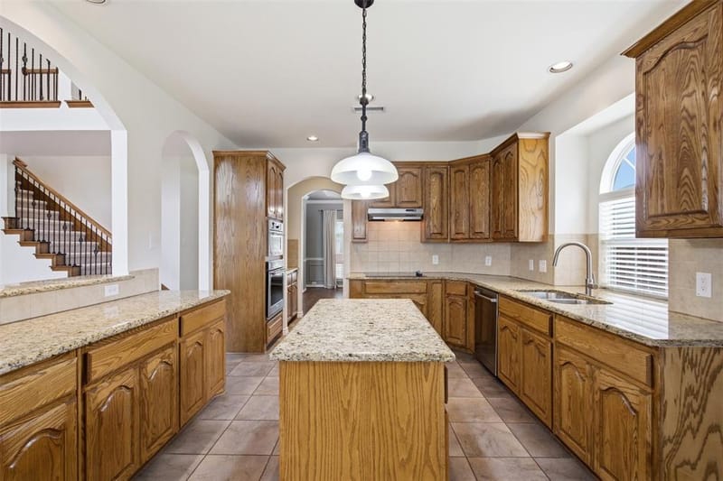 2305 Trickling Creek Drive, Garland TX 75041 - Photo 12