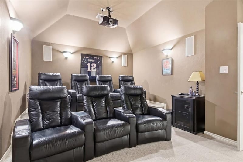 2305 Trickling Creek Drive, Garland TX 75041 - Photo 7