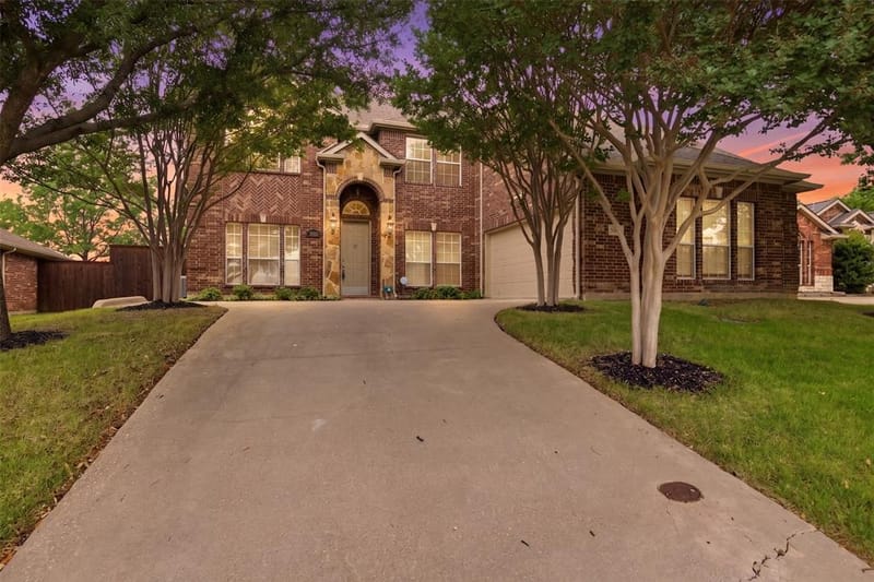 2305 Trickling Creek Drive, Garland TX 75041 - Photo 32