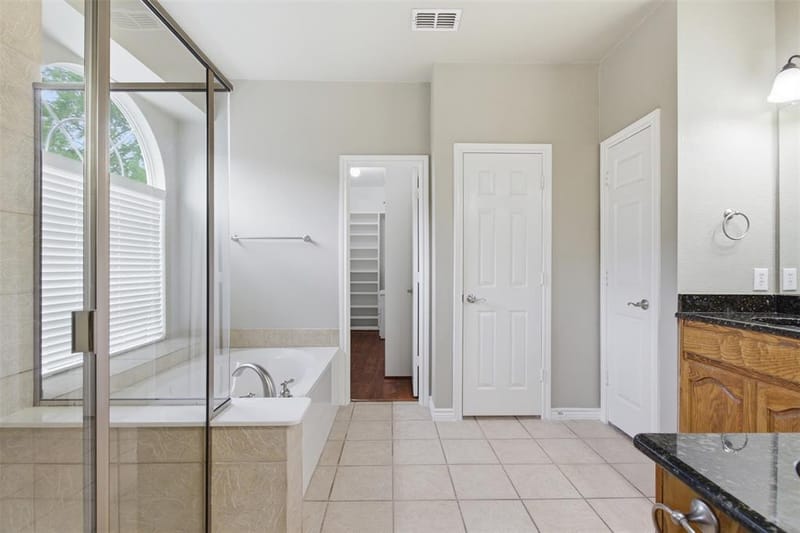 2305 Trickling Creek Drive, Garland TX 75041 - Photo 18