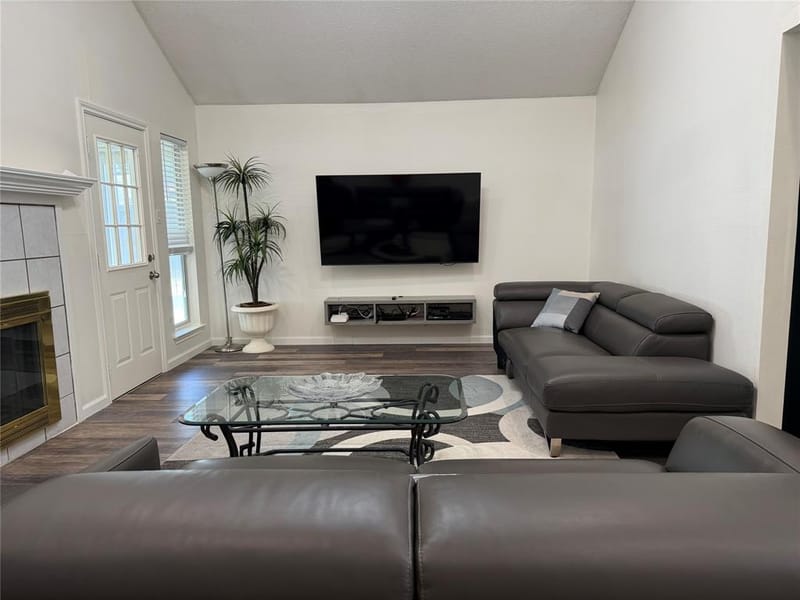 2530 Stresa Lane, Grand Prairie TX 75052 - Photo 7