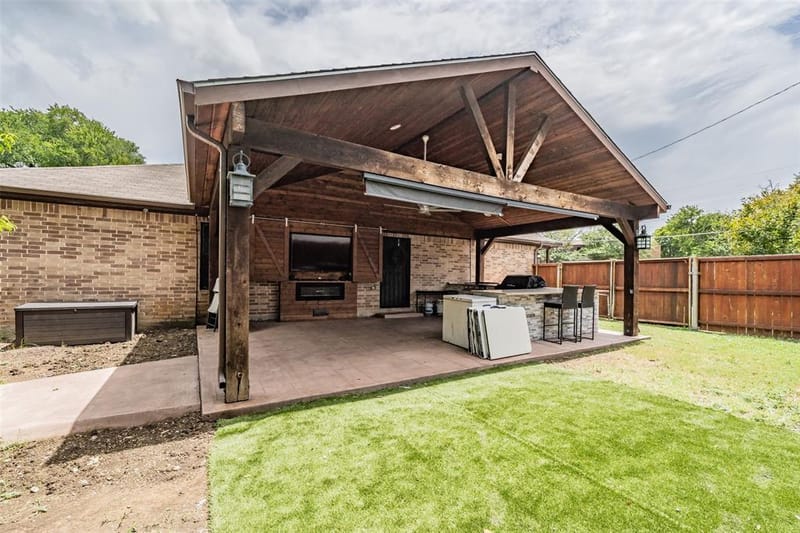8015 Leigh Ann Drive, Dallas TX 75232 - Photo 6