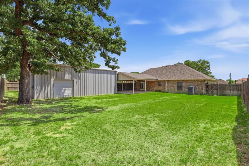 2103 Fair Oaks Drive, Bridgeport TX 76426 - Photo 30
