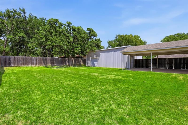 2103 Fair Oaks Drive, Bridgeport TX 76426 - Photo 31