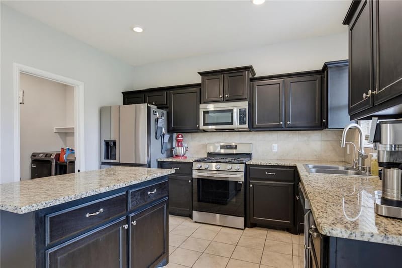 753 Rutherford Drive, Crowley TX 76036 - Photo 11